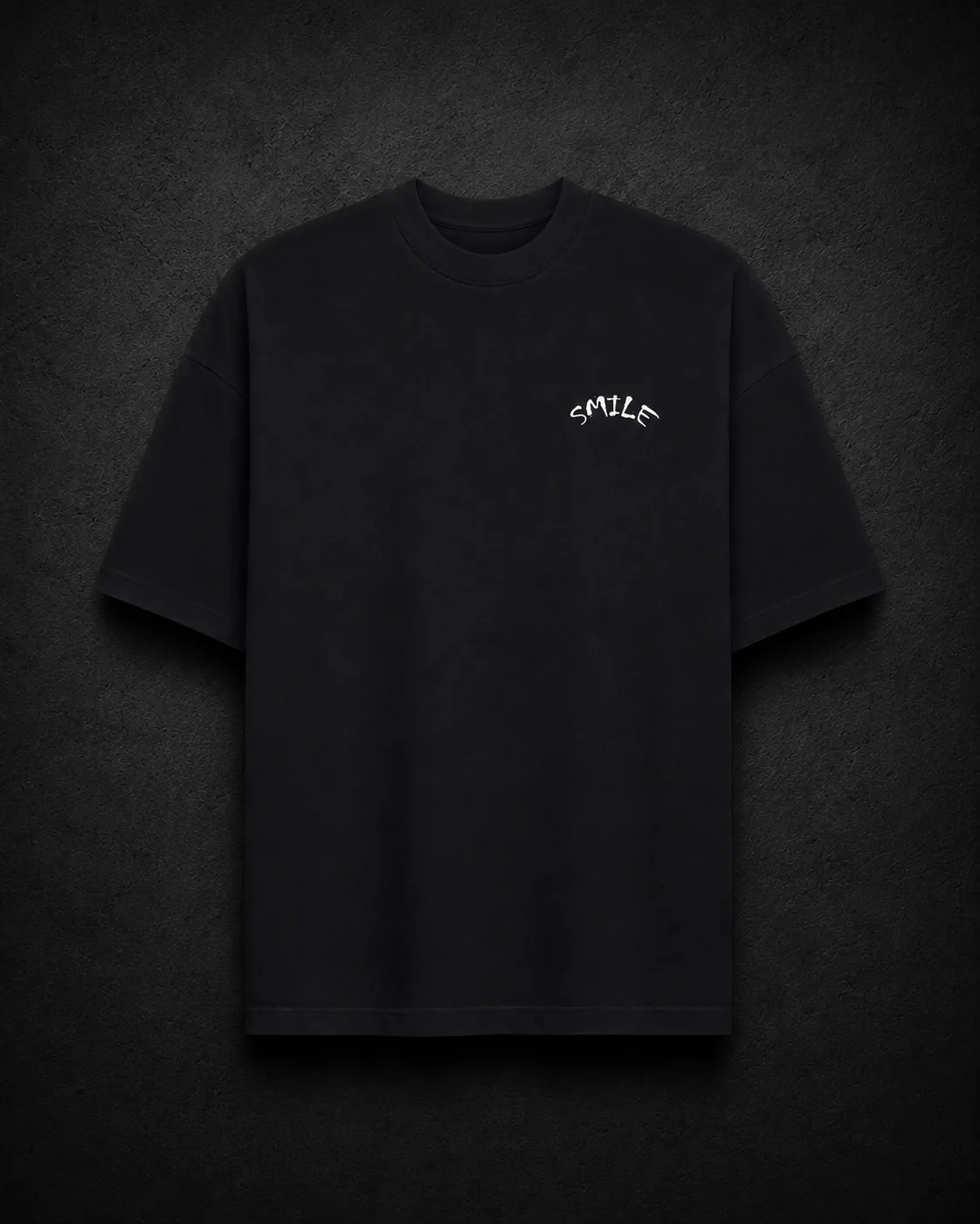 THE SMILY T-SHIRT باللون الأسود — منظر أمامي